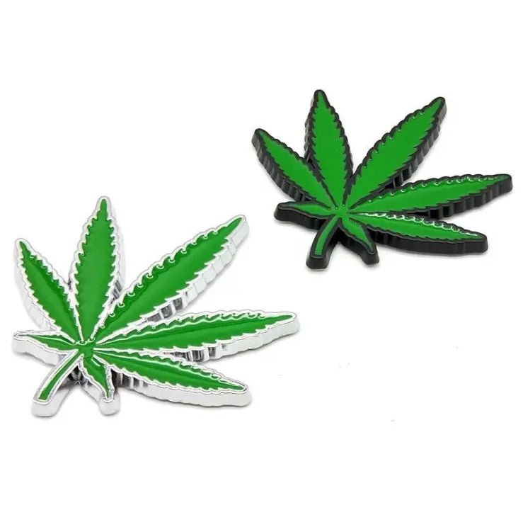 Automotive Fashional Car 3D Metal Personality Maple Leaf Emblem Tree Plant Leaf Vinyl Sticker