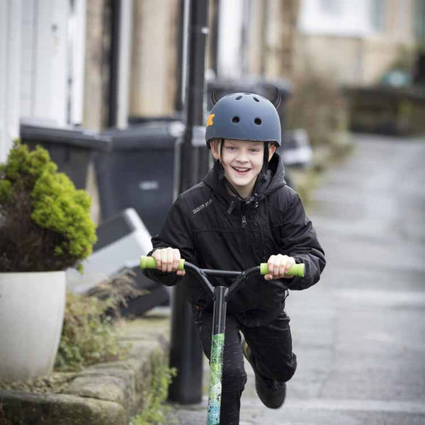 Car Red Devil Horns Decal, 2pcs Cute Car Horns Decoration Anti Collision 3D Console Self-Adhesive Stickers Car Interior Accessories