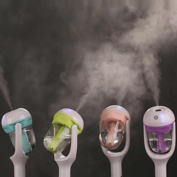 Mini Car Air Humidifier Essential Oil Diffuser Ultrasonic Aroma Mist Purifier (Assorted Color)